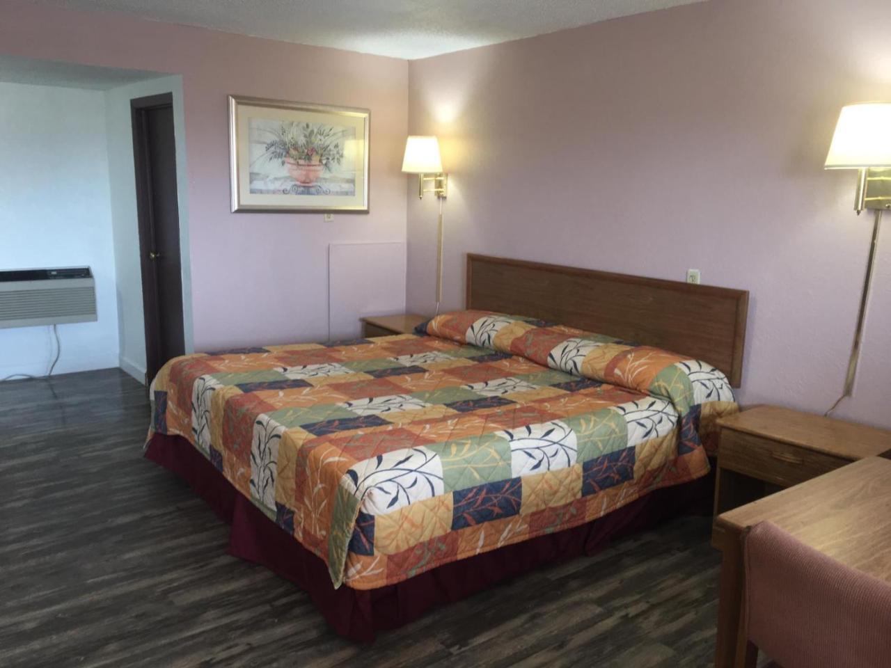 Finn's Motel Saint James Buitenkant foto